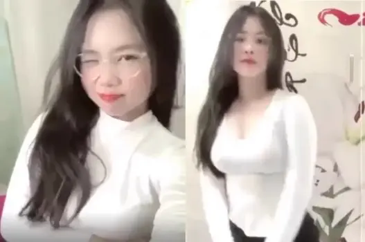 Ảnh thumbnail video Cặp melons to hơn mẹ em gái học cấp 3